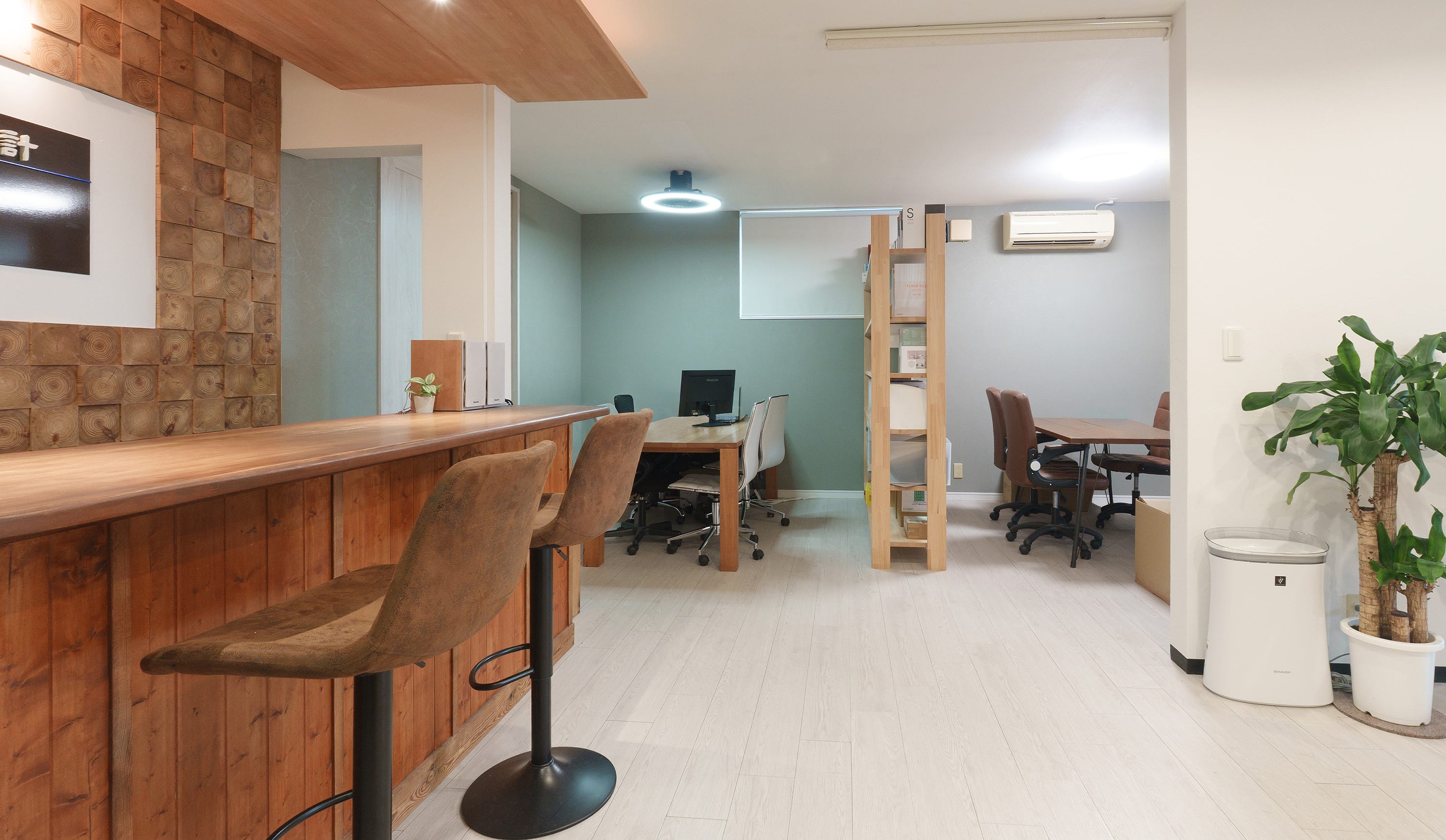 溝田建築設計の社内