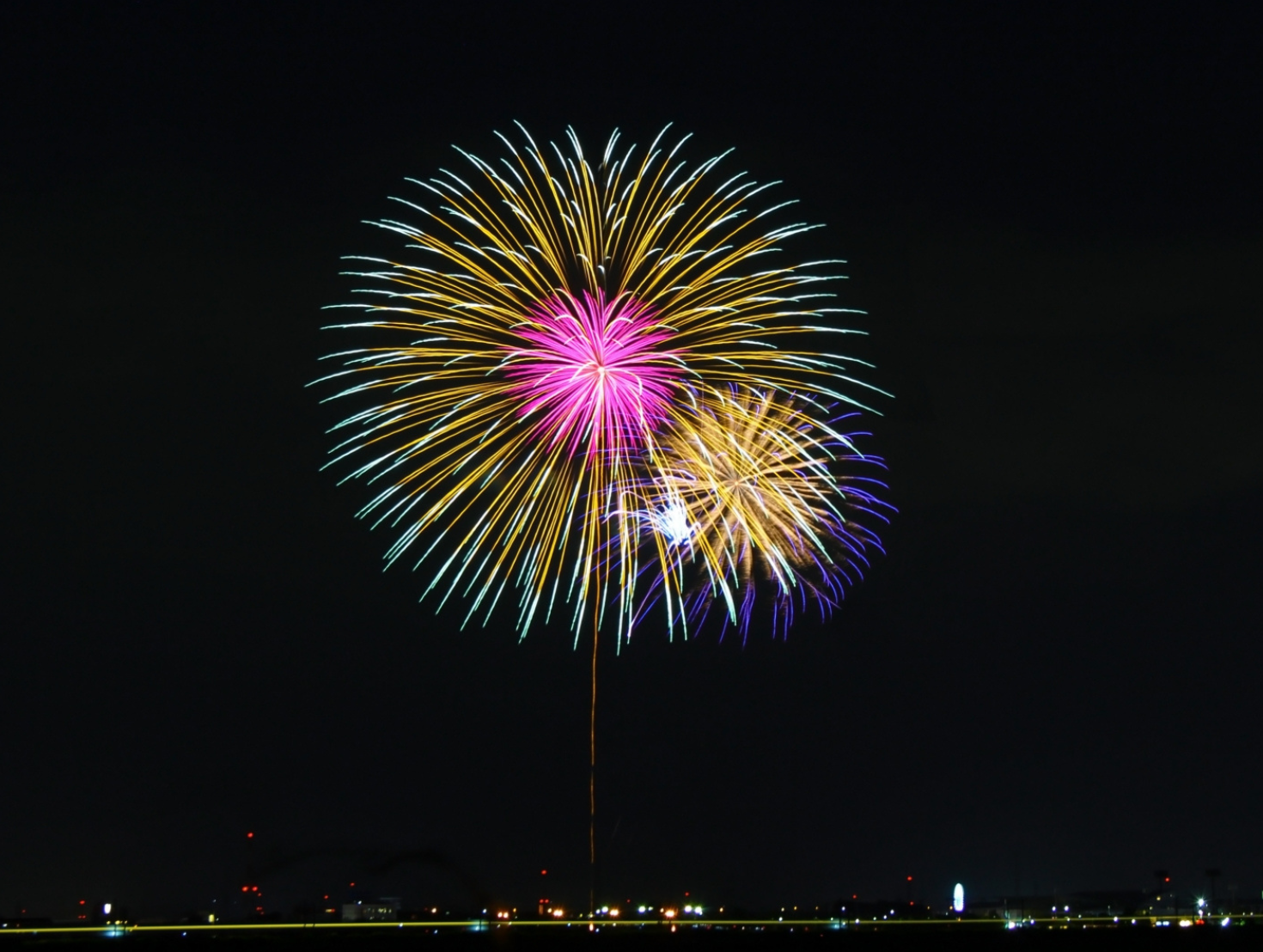 今年も開催！2025恋龍祭みなまた花火大会